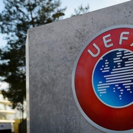 UEFA’dan anma