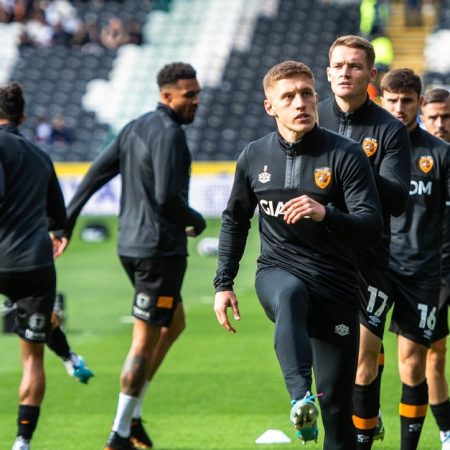 Hull City Birmingham maçında ilginç olay! Kale direkleri…